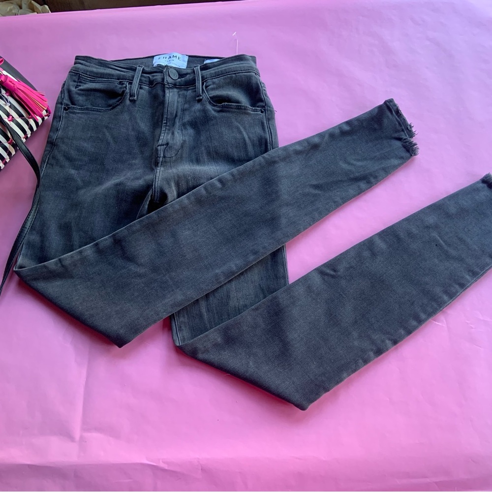 FRAME Le High Skinny Denim/jeans in Gray